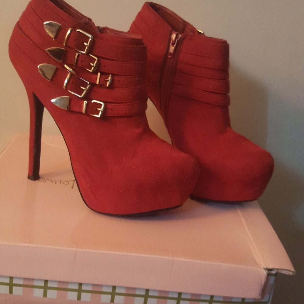 Women's Shoes
